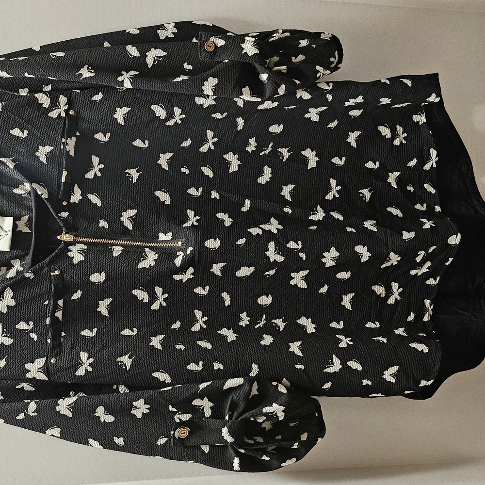 Black and White Butterfly Print Blouse